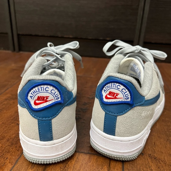 Nike Air Force 1 LV8 Big Kids' Shoes	 size 5.5 - Picture 4 of 4